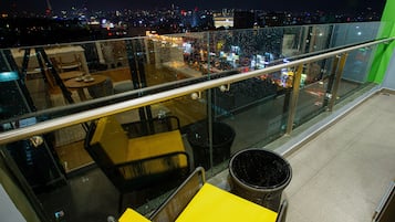 Luksusleilighet, 1 soverom, adgang til basseng | Balkong