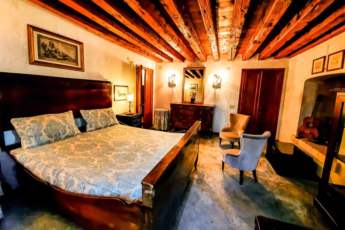 Down duvets, individually decorated, individually furnished