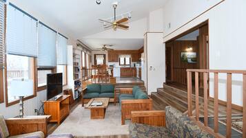 House, 2 Queen Beds (Brigadoon - 5 Bedroom Retreat ) | Living area | 32-inch TV with satellite channels, fireplace, DVD player