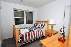 House, Multiple Beds (Almost Heaven - Cozy and Wonderful ) | 4 bedrooms, individually decorated, individually furnished, free WiFi - Almost Heaven - Cozy and Wonderful (Berkeley Springs)