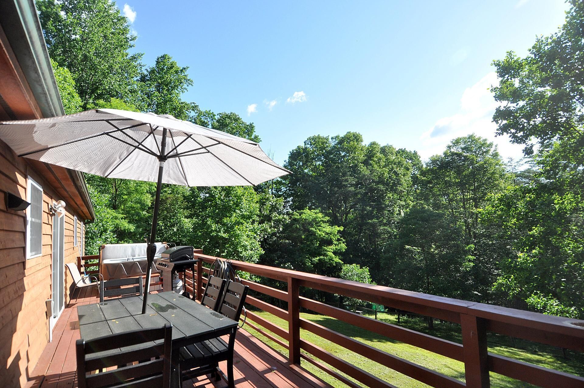 Cabin, Multiple Beds (Creekview Cabin - A Perfect Escape) | Property grounds