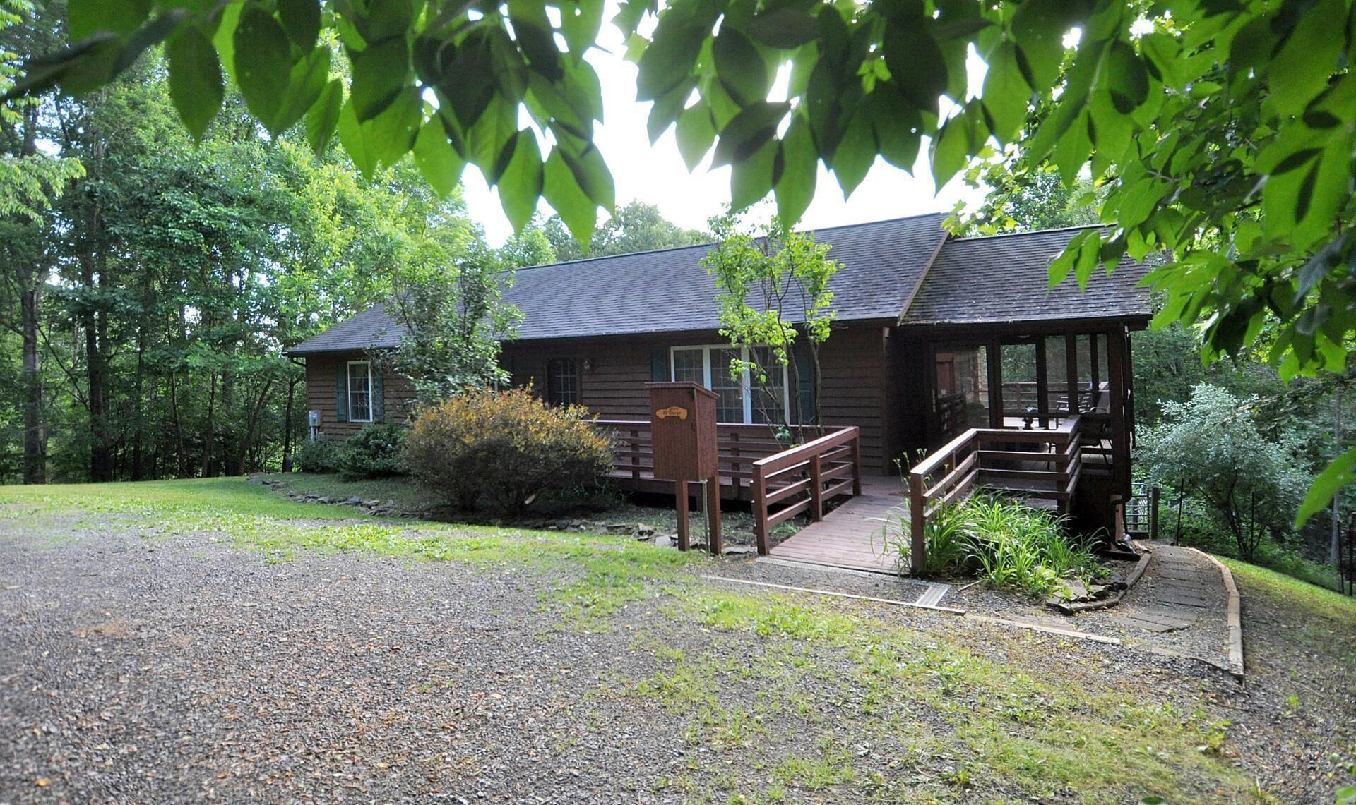 House, Multiple Beds (Creekview Cabin - A Perfect Escape) | Exterior