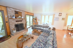 House, Multiple Beds (Chesnutt Cabin on the Cacapon River) | Living area | Fireplace - Chesnutt Cabin on the Cacapon River (Great Cacapon)