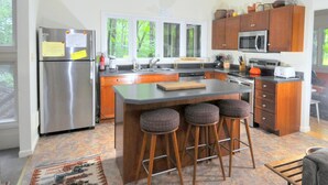 Nhà, nhiều giường (Black Forest - 5 Bedroom Escape) | Bếp riêng
