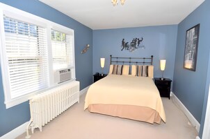 3 habitaciones, decoración personalizada y muebles diferentes 
