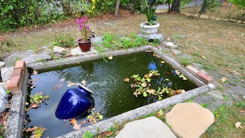 House, Multiple Beds (Manor at Berkeley Springs) | Property grounds