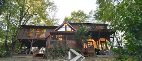 House, Multiple Beds (River Time Cabin -Time floats away!) | Exterior