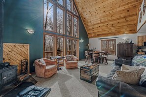 House, Multiple Beds (Sqyrls Nest - 3BR Retreat With a Hot ) | Living area