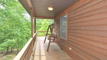 House, Multiple Beds (Rivers Tranquility) | Balcony