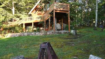 House, Multiple Beds (The Outlook - A Majestic View!) | Property grounds
