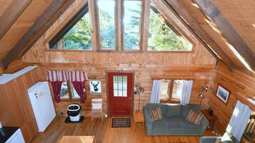 Casa, varias camas (The Outlook - A Majestic View!) | Interior