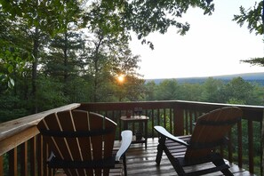 Property grounds - The Outlook - A Majestic View! (Berkeley Springs)