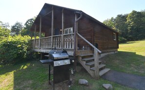 House, 1 Double Bed (Whispering Hills - Couples Getaway) | Exterior - Whispering Hills - Couples Getaway (Berkeley Springs)