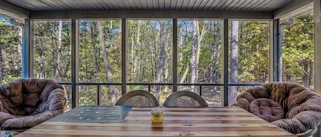 Casa, 2 camas Queen size, vista a la montaña (Mountain View Hideaway- A Fun Time Aw) | Terraza o patio