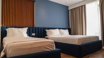 Triple Room with Land View | Sistema de insonorización, wifi gratis, ropa de cama