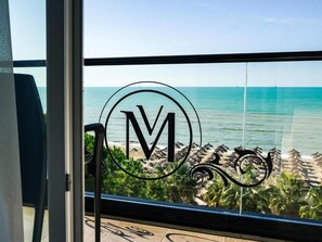 Double Room with Sea View (Sofa Bed) | شرفة