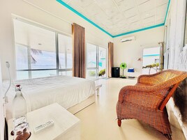 Family Room with Sea View | Premium bedding, pillowtop beds, minibar, in-room safe