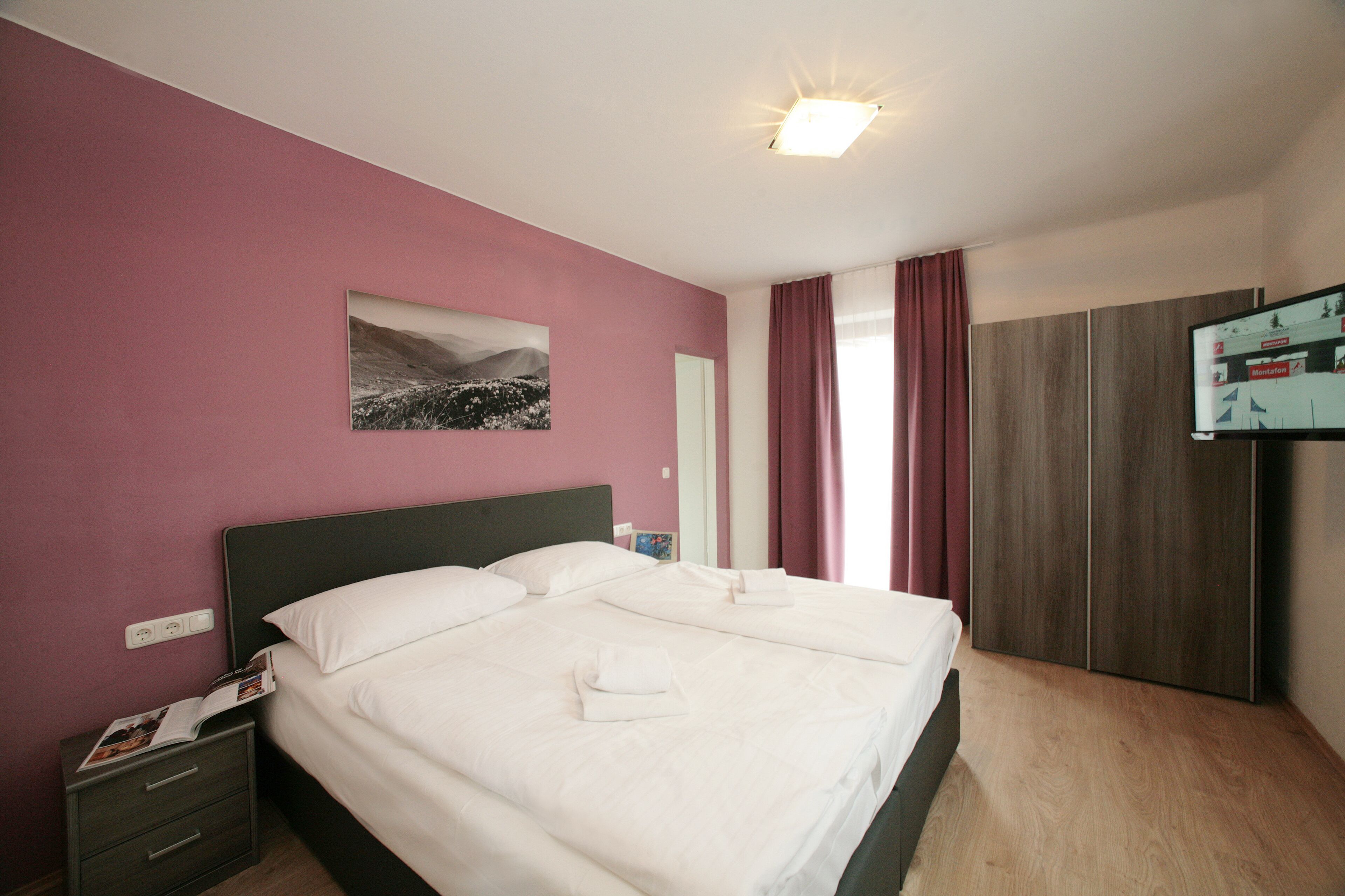 Habitación estándar doble, balcón | Wifi gratis y ropa de cama