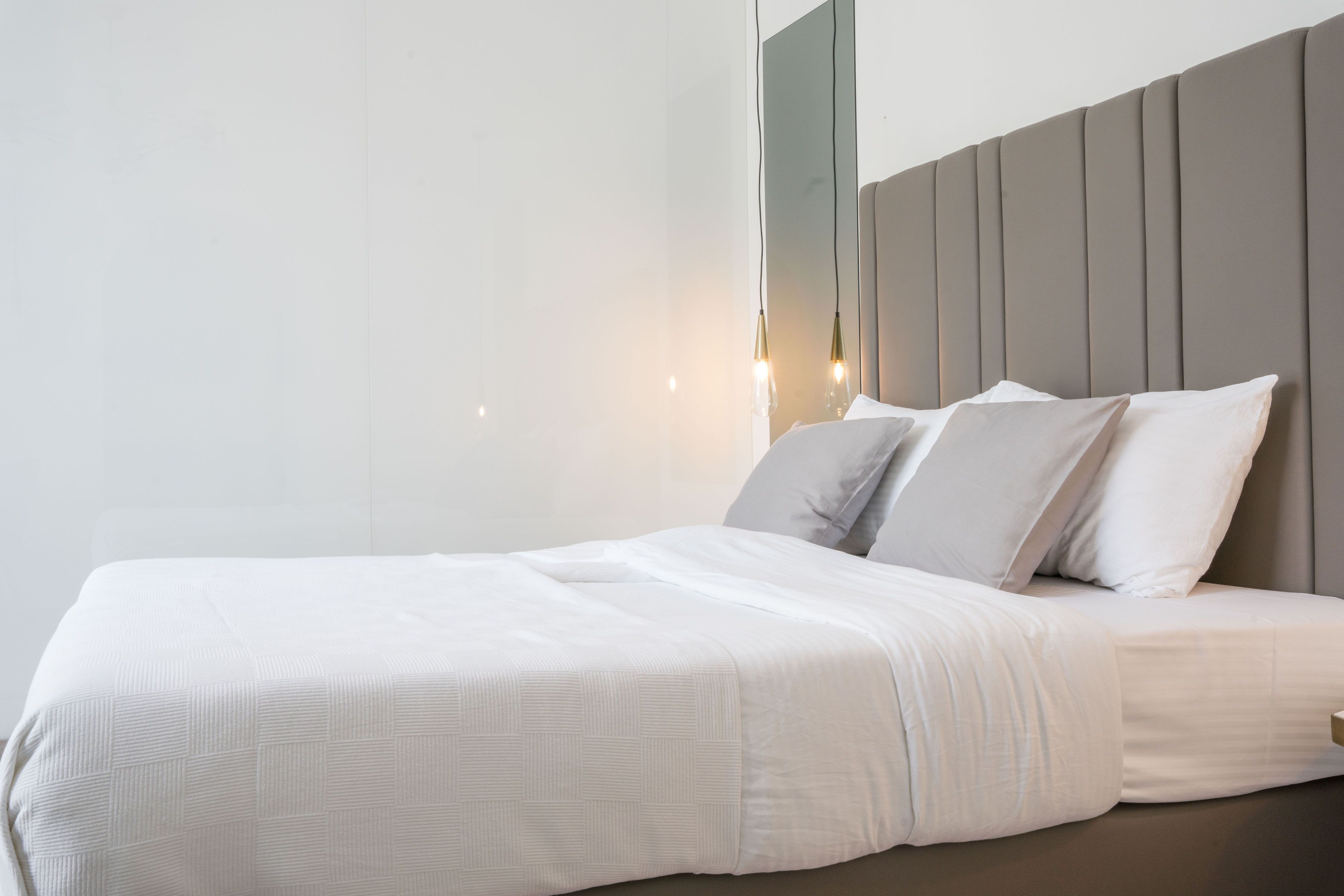 Deluxe Double or Twin Room | Desk, blackout drapes, free WiFi, bed sheets