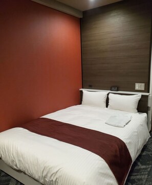 1 chambre, bureau, fer et planche à repasser, accès au Wi-Fi (inclus)