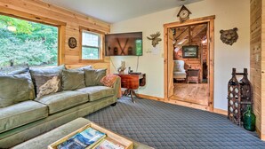 Unclassified image, 2 of 31, button - Spacious Mtn Cabin on 7 Private Acres in Athol! (Athol)
