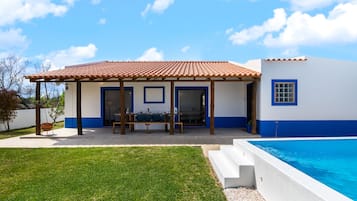 Piscina externa sazonal