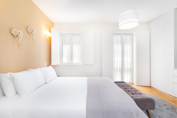 1 chambre, lit parapluie, Wi-Fi gratuit, draps fournis