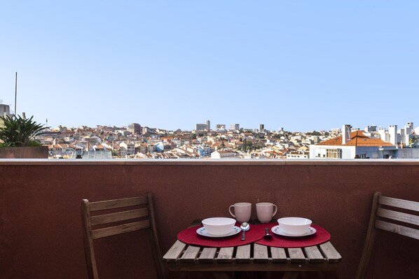 Apartemen, 2 kamar tidur, Bebas Asap Rokok | Pemandangan balkon