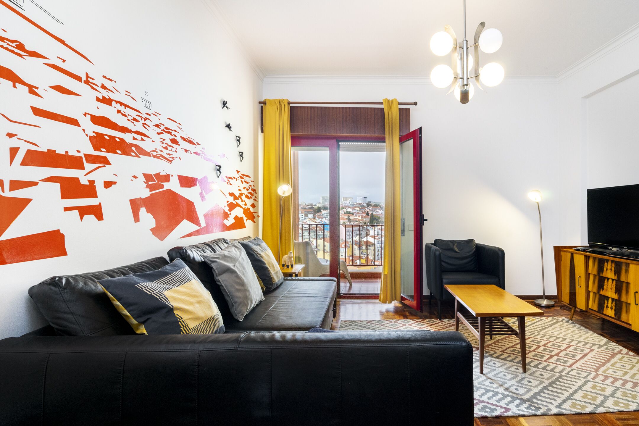 Apartment, 2 Bedrooms, Non Smoking | Living room | Flat-screen TV