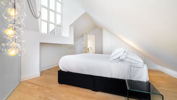 Apartment, 3 Bedrooms, Non Smoking | 3 bedrooms, free WiFi, bed sheets