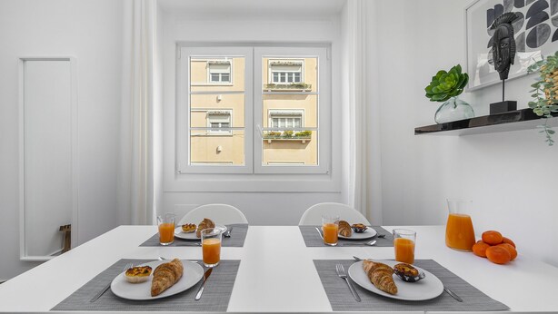 Actor Isidoro 2E | Living area | Flat-screen TV - Hideaway Family Apartment (Lisbon)