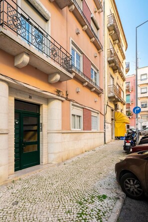 Exterior - Hideaway Family Apartment (Lisbon)