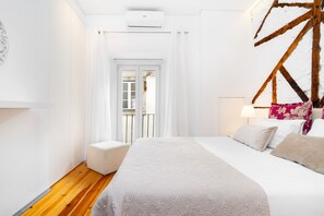 Apartment, 2 Bedrooms, Non Smoking | 2 bedrooms, free cots/infant beds, travel cot, free WiFi