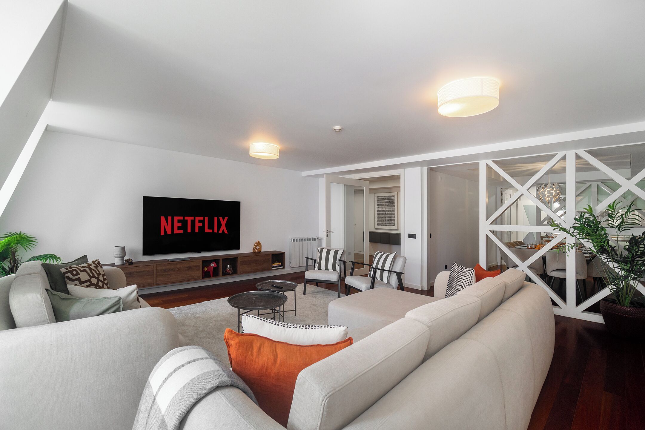 Apartment, 3 Schlafzimmer, Nichtraucher | Wohnbereich | Flachbildfernseher