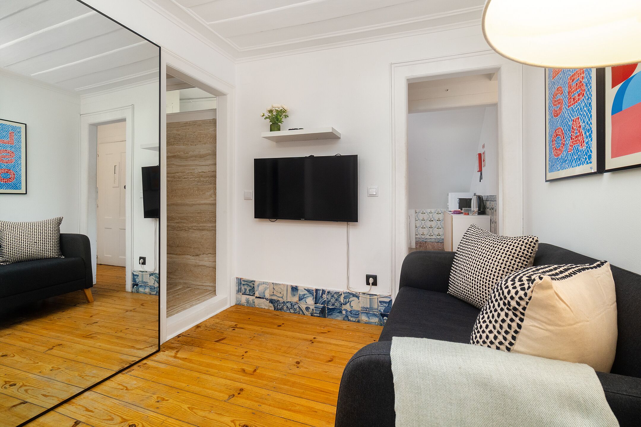 Télévision à écran plat