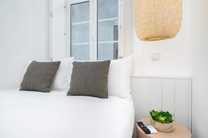 Apartment, 4 Bedrooms, Non Smoking