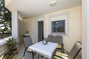 Apartment, 2 Bedrooms | Terrace/patio