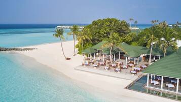 Lặn với ống thở, chèo thuyền kayak