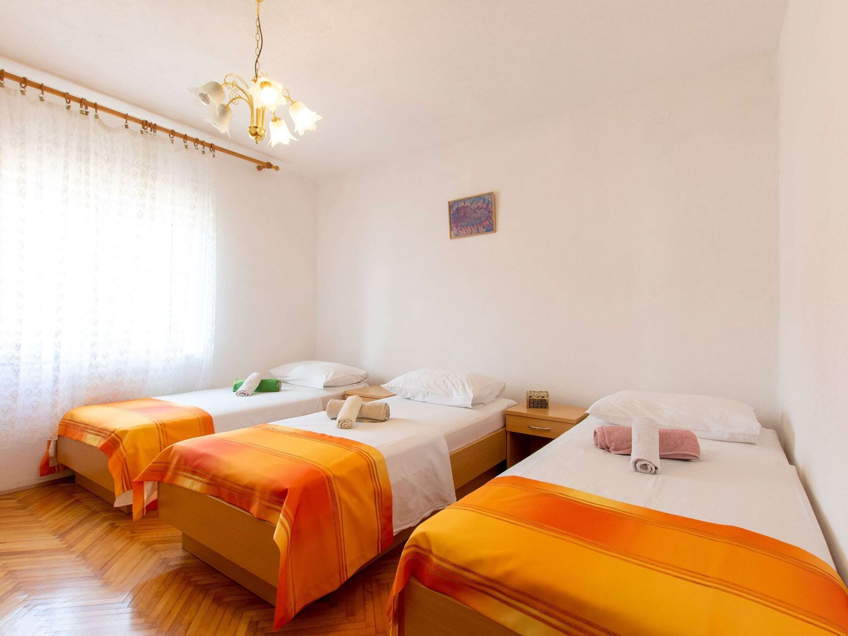 Apartment | 3 bedrooms, bed sheets