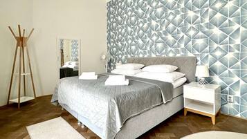 3 chambres, fer et planche à repasser, Wi-Fi, literie fournie