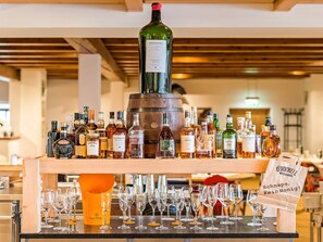Bar (in der Unterkunft)