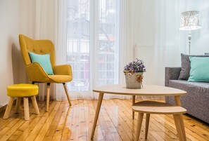 Apartment, 1 Schlafzimmer | Wohnbereich | Flachbildfernseher, Netflix, Streaming-Dienste