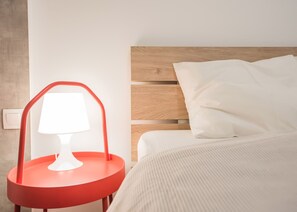 Deluxe Apartment, 1 Bedroom | 1 bedroom, desk, soundproofing, iron/ironing board