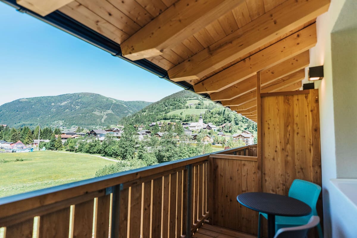 Chambre Familiale, 2 chambres, chambres communicantes, vue vallée | Vue de la chambre