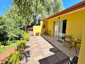 Familien-Vierbettzimmer, 1 Schlafzimmer | Terrasse/Patio