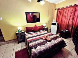 Habitació doble estàndard | Wifi gratuïta i roba de llit 