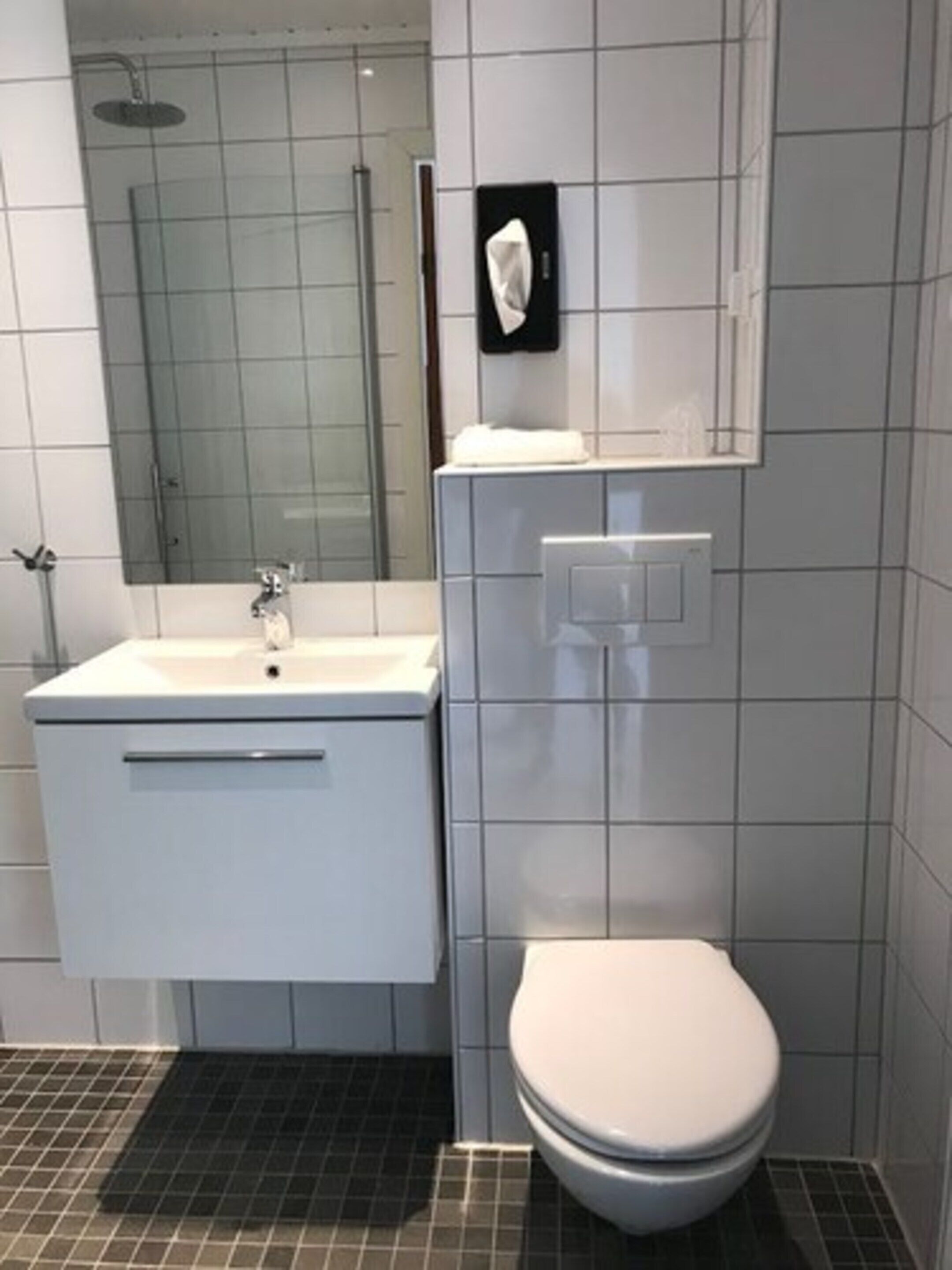 single room | bathroom | hair dryer, heated floors, towels, soap