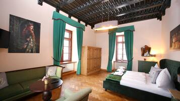 Apartment (Smaragd, incl.Cleaning+Bed linen fee) | Iron/ironing board, free WiFi, bed sheets