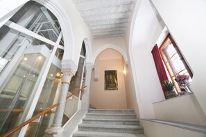 Interior detail - Schloss Fischhorn am See (Bruck an der Grossglocknerstrasse)