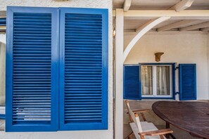 Villa, 2 Bedrooms, Garden View | Terrace/patio